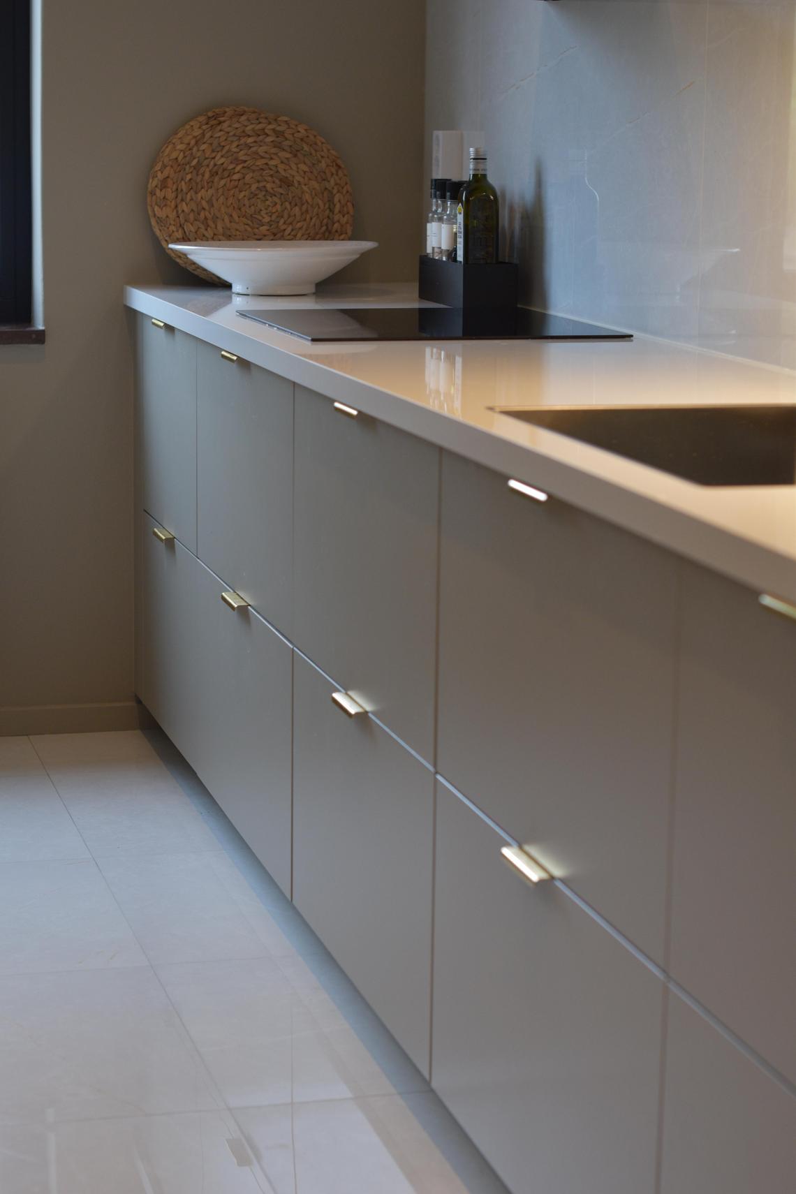 Måleri, målare måla, tapter, färg, tapetsera, firma, ljusdal, järvsö, bollnäs arbrå ljusdal, utvändigt, ivändigt, kök, vardagsrum, hall, sovrum, lackering, köksluckor, om, offert, djäkners bygg